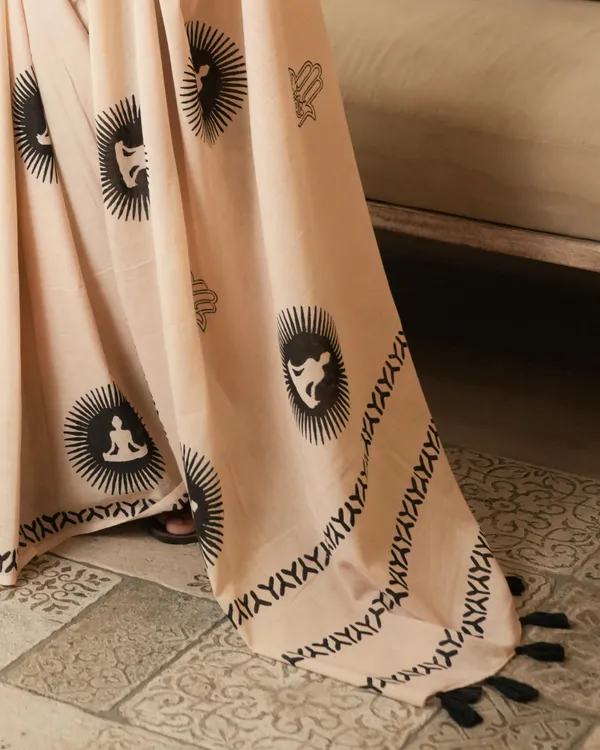 Beige_Cotton_Spiritual_Chakra_Block_Print_Mul_Saree_With_Tassels_For_Women